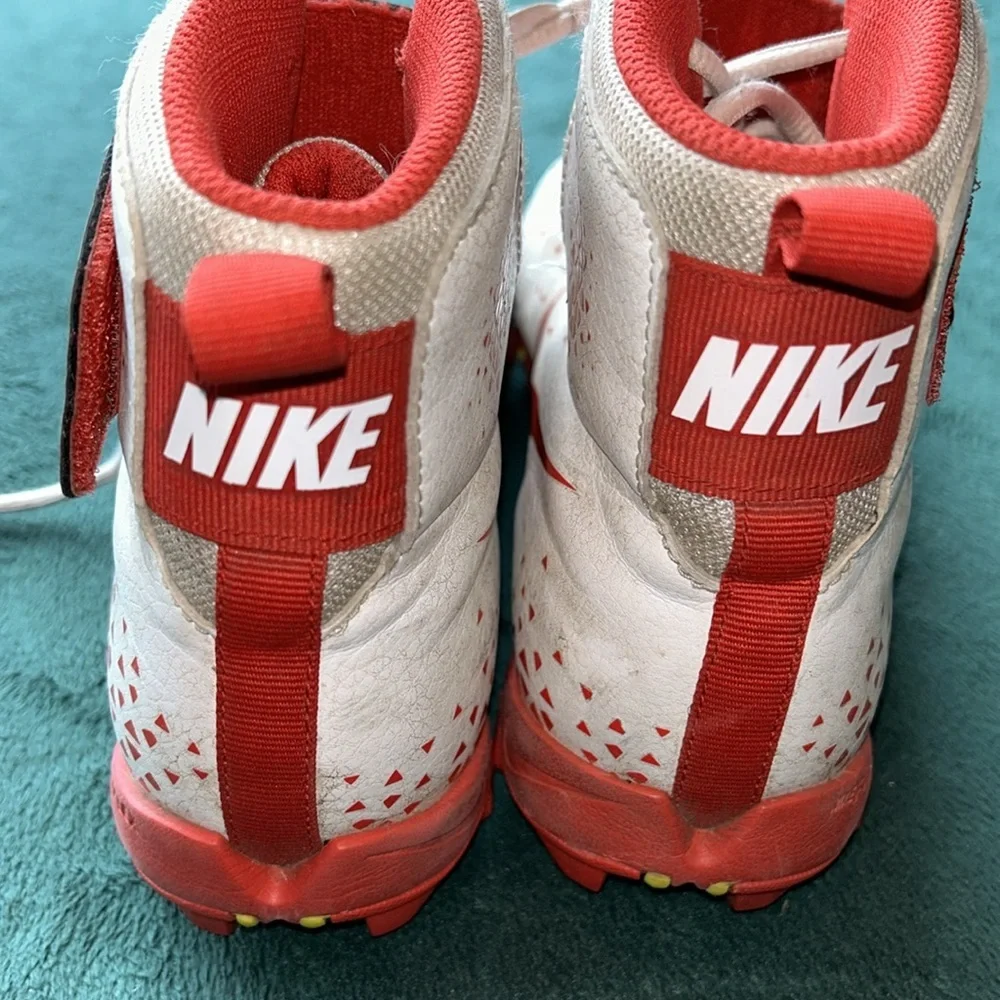 Nike Shark Savage Cleats Red White‎ Laced High Top- Youth 5.5